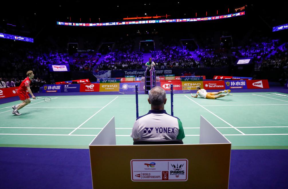 管理层上的 管理层上的